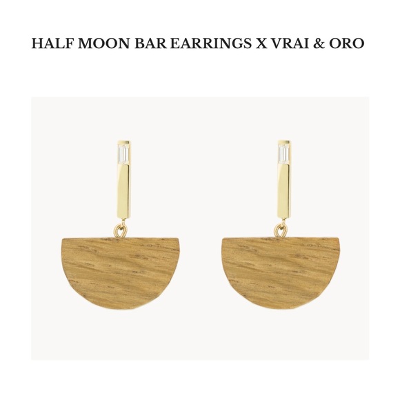 Sophie Monet Earrings - HALF MOON BAR EARRINGS X VRAI & ORO - Picture 1 of 8